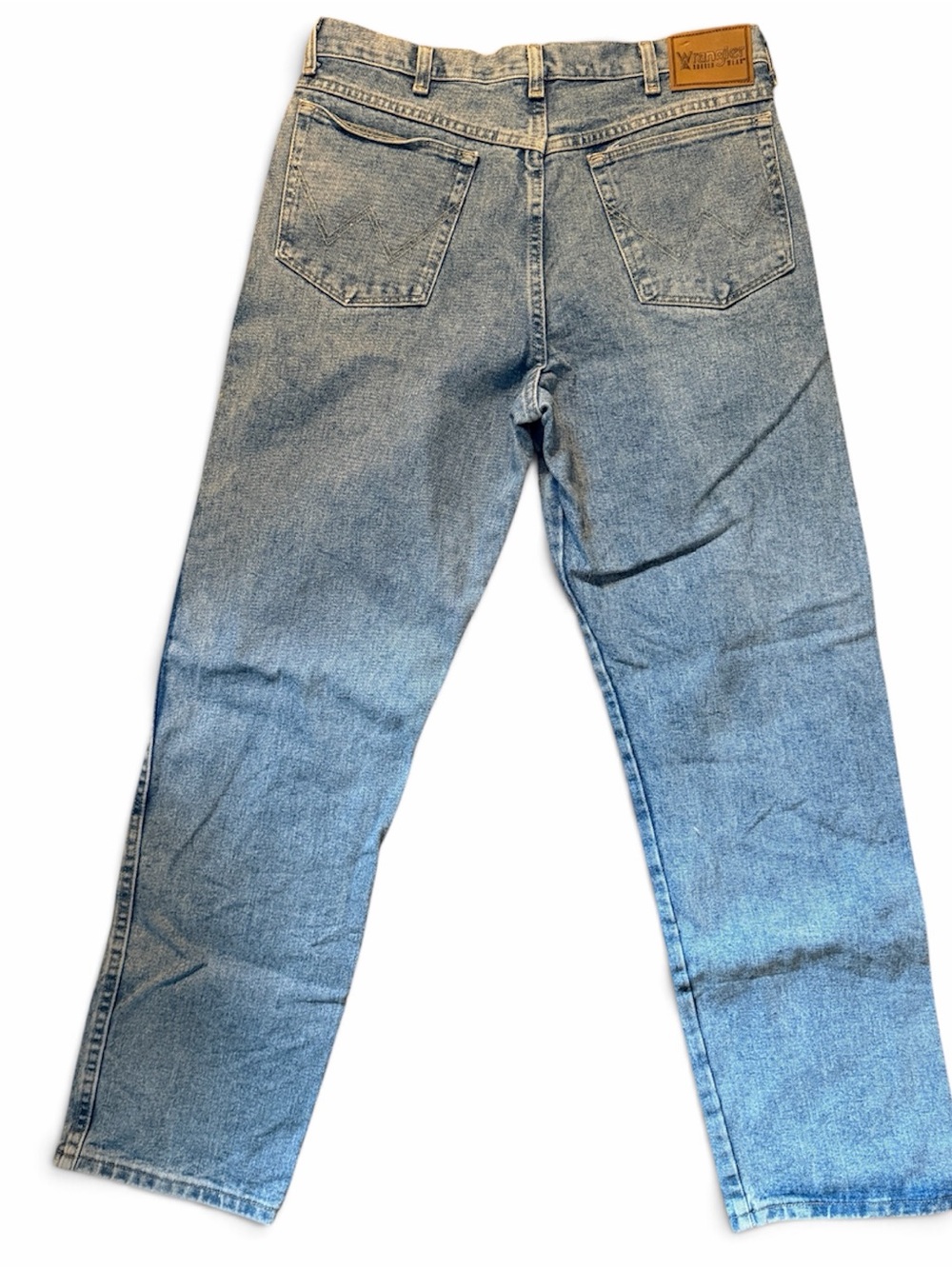 Classic Light Blue Men’s Wrangler Jeans